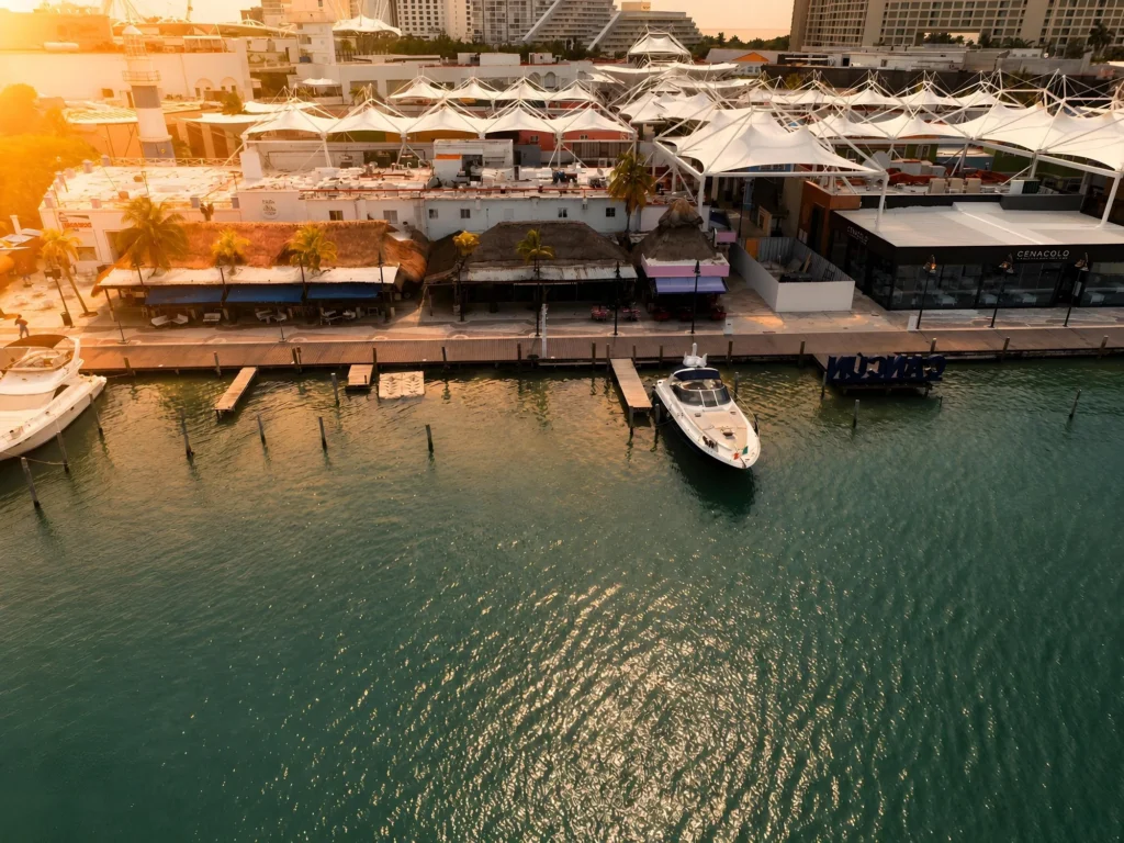 Cancun Lighthouse Marina photos