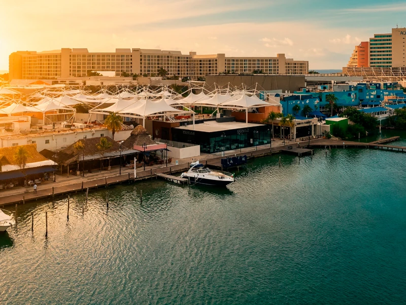 Front view boat slip rental Cancun